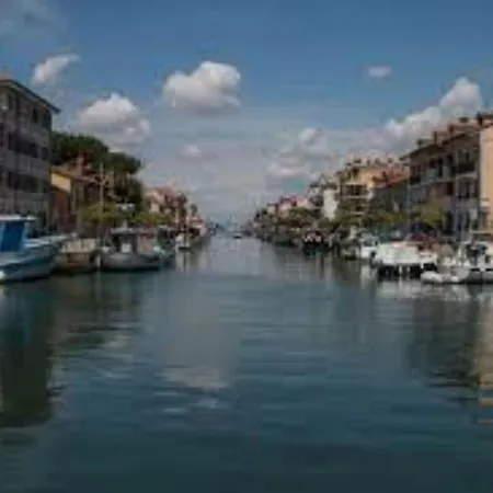 Apartment Bright And Spacious Vacation In