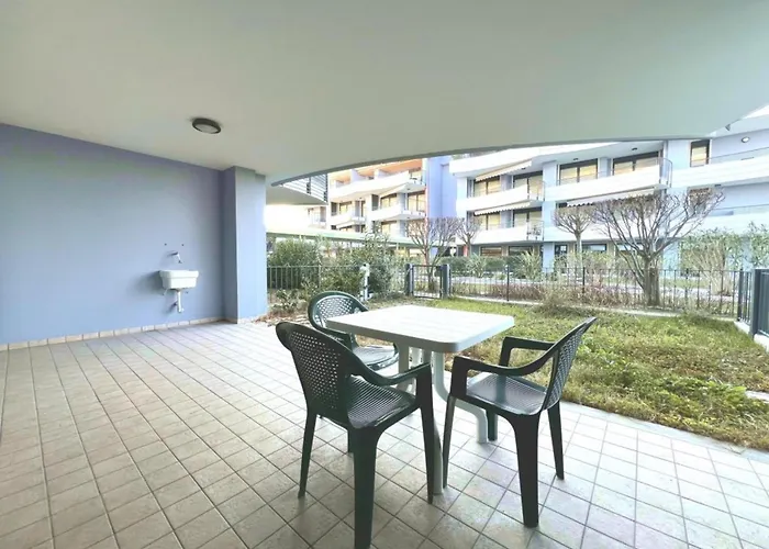 Apartment Bright And Spacious Vacation In *