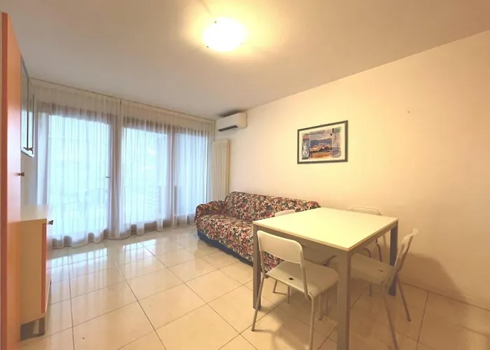 Bright And Spacious Vacation In *