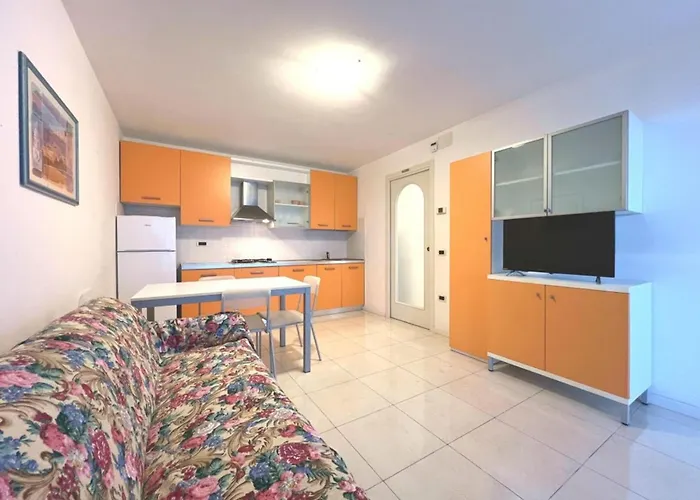 Bright And Spacious Vacation In *