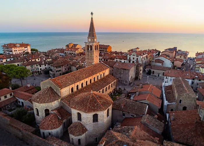 Bright And Spacious Vacation In